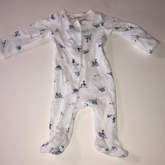 One piece long sleeve romper. - Picture 1 of 4